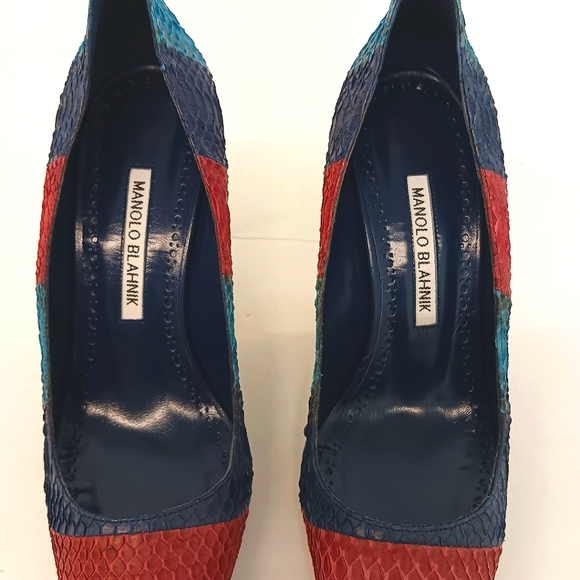 Manolo Blahnik Women's Pointed BB Snakeskin Stiletto Pumps - EU37/US7 - Picture 8 of 12